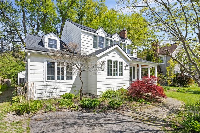 202 Clovercrest Drive, Brighton, NY 14618