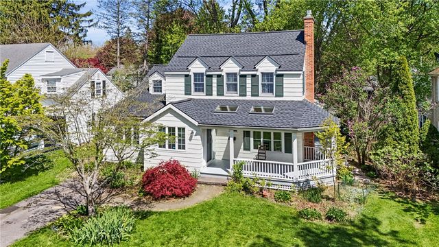 202 Clovercrest Drive, Brighton, NY 14618
