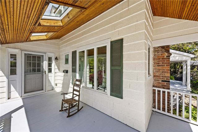 202 Clovercrest Drive, Brighton, NY 14618