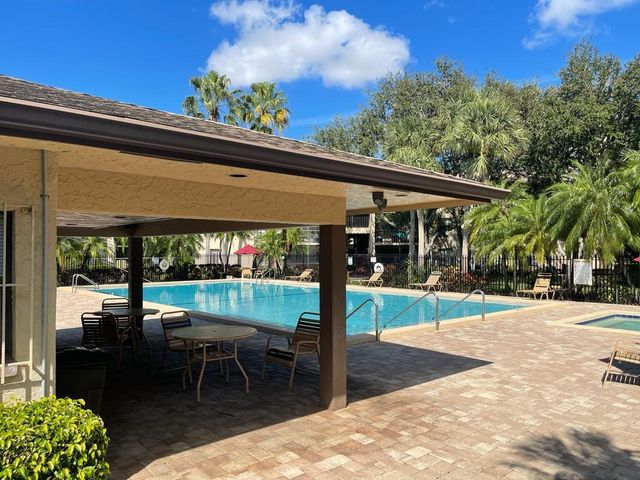 203 Foxtail Drive D2, Greenacres, FL 33415