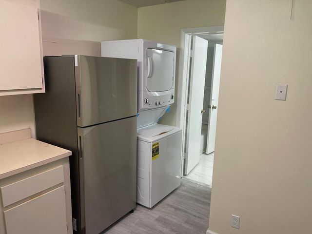 203 Foxtail Drive D2, Greenacres, FL 33415