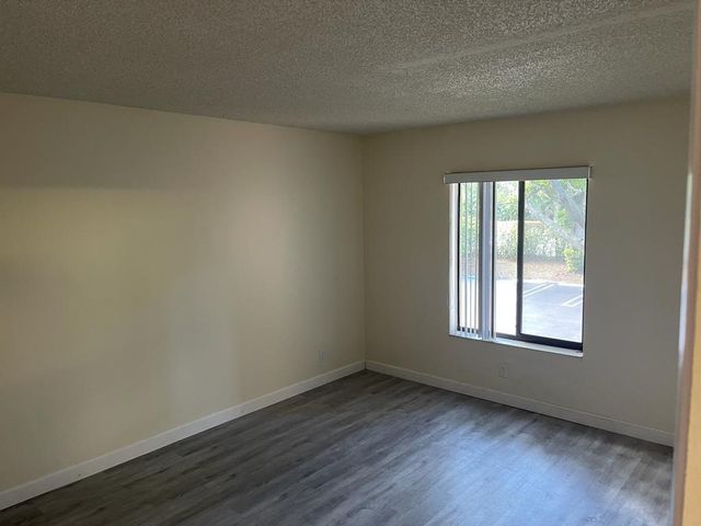 203 Foxtail Drive D2, Greenacres, FL 33415
