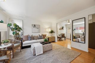 2207 Damuth St 2, Oakland, CA 94602
