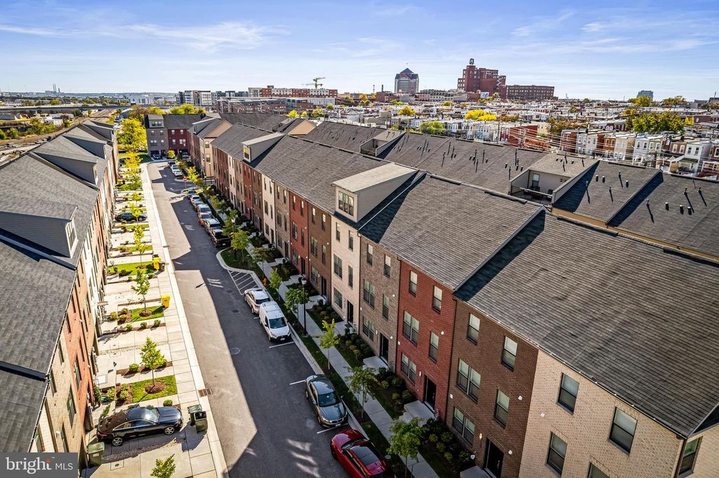 Image 2 of property listing at 600 MOZART WAY, Baltimore, MD 21224