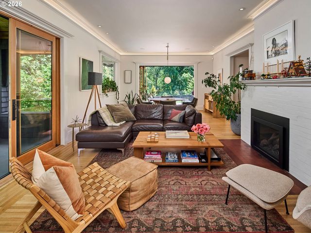 1611 Nw 32ND Ave, Portland, OR 97210