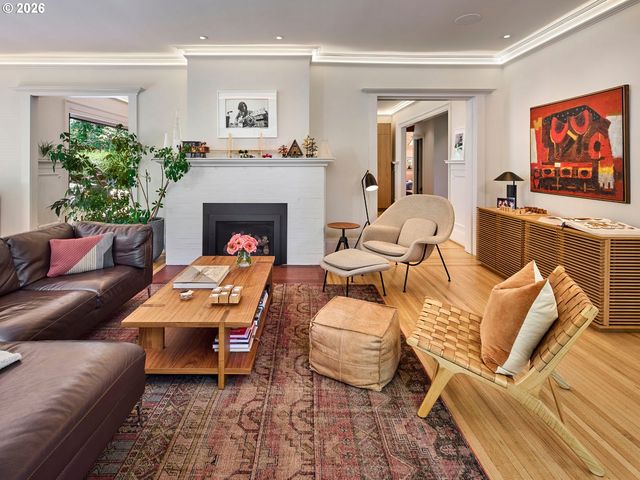 1611 Nw 32ND Ave, Portland, OR 97210