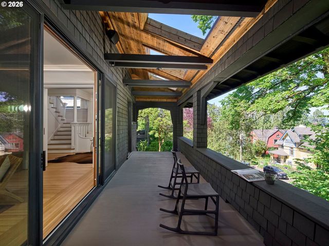 1611 Nw 32ND Ave, Portland, OR 97210