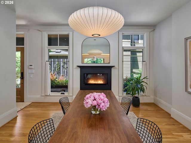 1611 Nw 32ND Ave, Portland, OR 97210