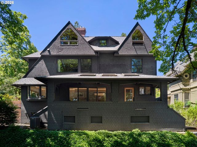 1611 Nw 32ND Ave, Portland, OR 97210