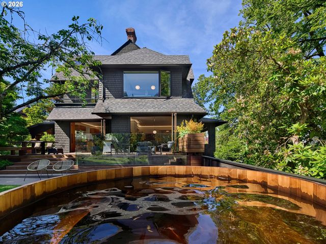 1611 Nw 32ND Ave, Portland, OR 97210