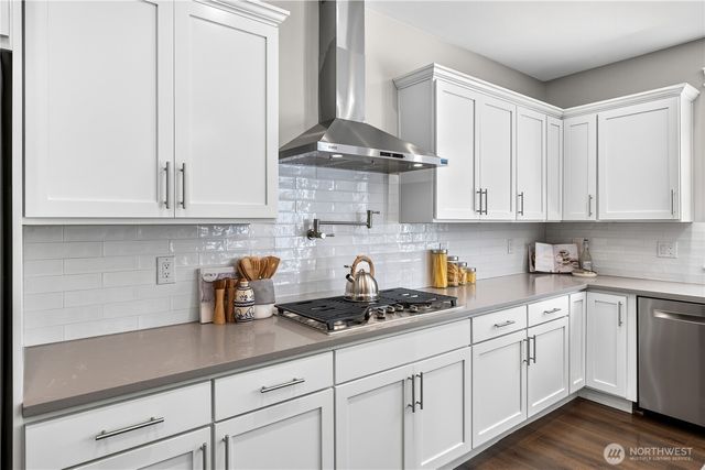 10833 NE 190th Place, Bothell, WA 98011