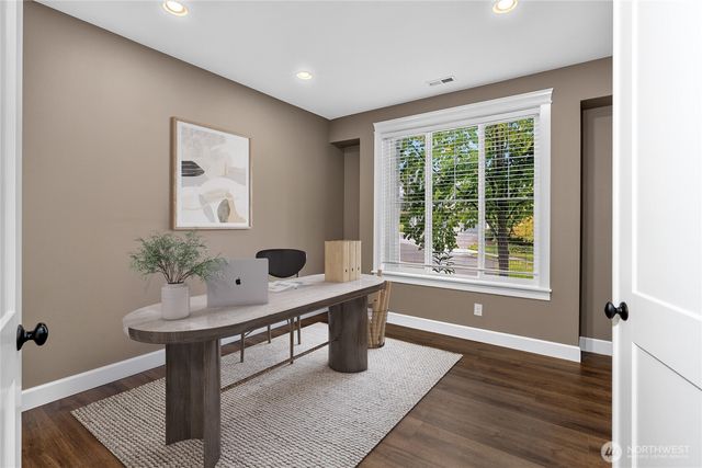 10833 NE 190th Place, Bothell, WA 98011