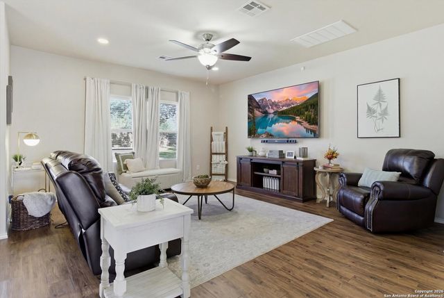 5105 Blue Ivy, Bulverde, TX 78163