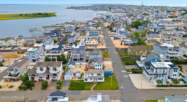 101 W 17th Street, Long Beach Twp, NJ 08008