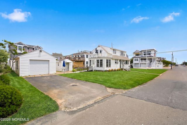 101 W 17th Street, Long Beach Twp, NJ 08008