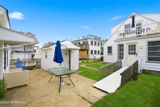 101 W 17th Street, Long Beach Twp, NJ 08008