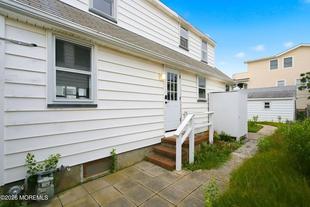 101 W 17th Street, Long Beach Twp, NJ 08008