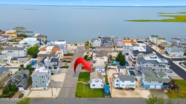101 W 17th Street, Long Beach Twp, NJ 08008