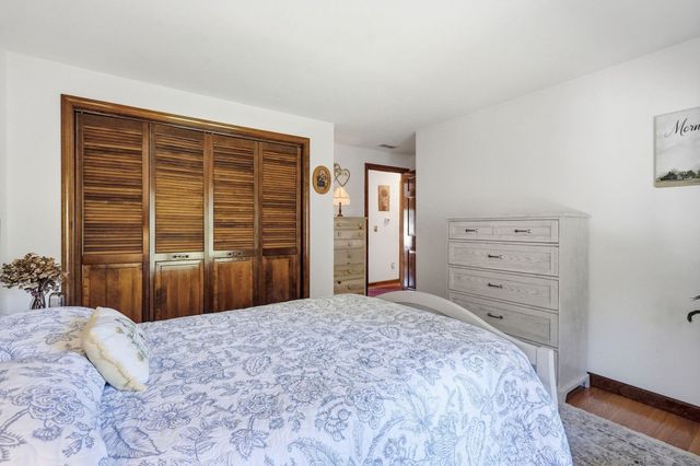 105 Higher Brook Dr, Ludlow, MA 01056