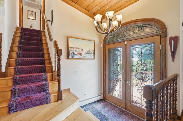 105 Higher Brook Dr, Ludlow, MA 01056