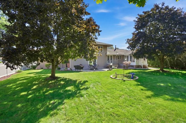 105 Higher Brook Dr, Ludlow, MA 01056