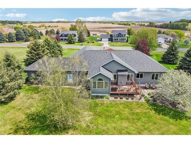 1325 Alton Lane, Hammond, WI 54015