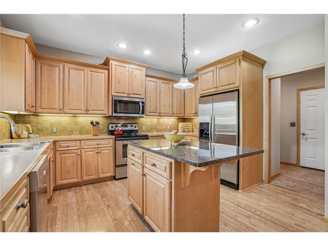 1325 Alton Lane, Hammond, WI 54015