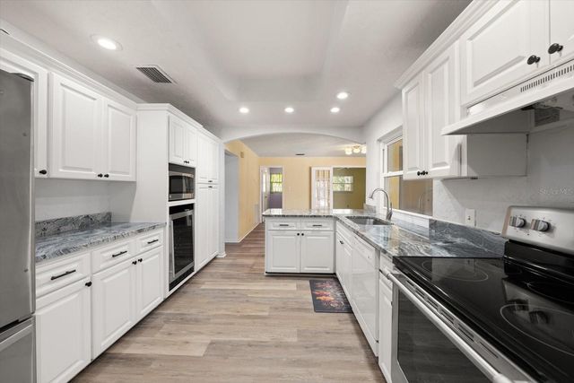 1221 MAGDALENE GROVE AVENUE, Tampa, FL 33613