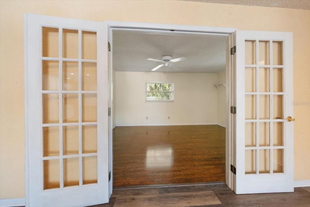 1221 MAGDALENE GROVE AVENUE, Tampa, FL 33613