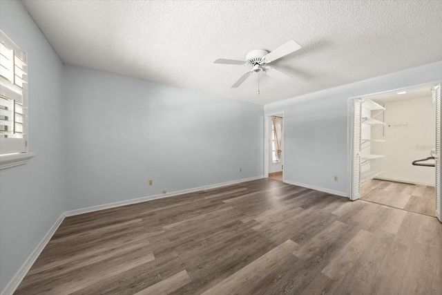 1221 MAGDALENE GROVE AVENUE, Tampa, FL 33613