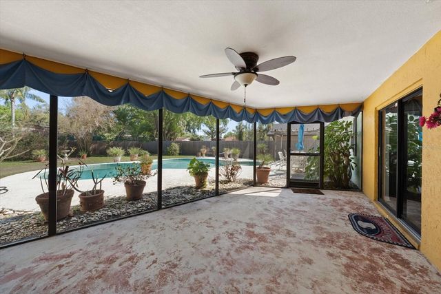 1221 MAGDALENE GROVE AVENUE, Tampa, FL 33613