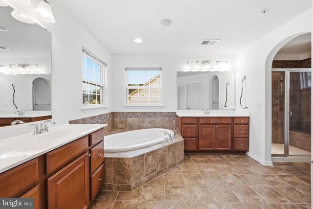 9356 ROCK LYNN CIR, Waldorf, MD 20603