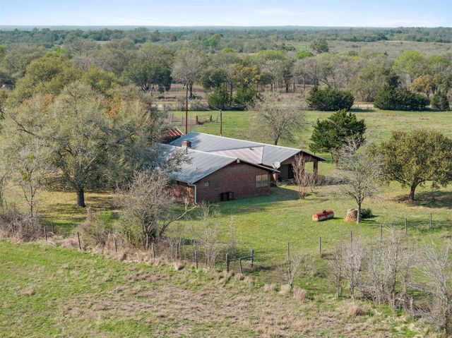 8232 Fm 2145, Ledbetter, TX 78946