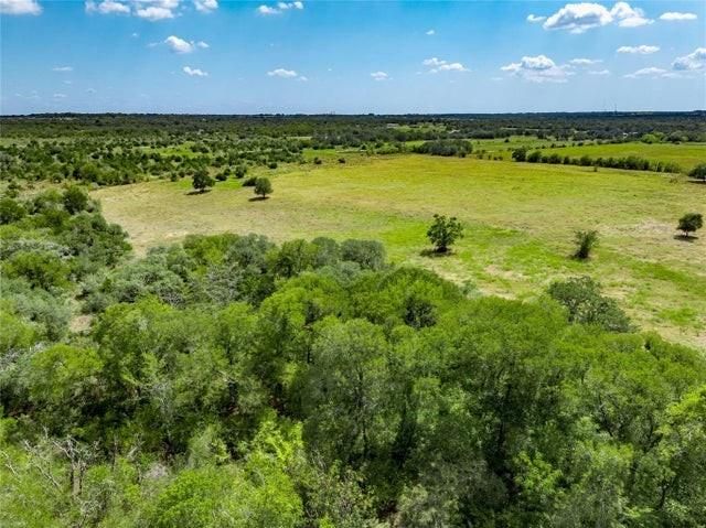 8232 Fm 2145, Ledbetter, TX 78946