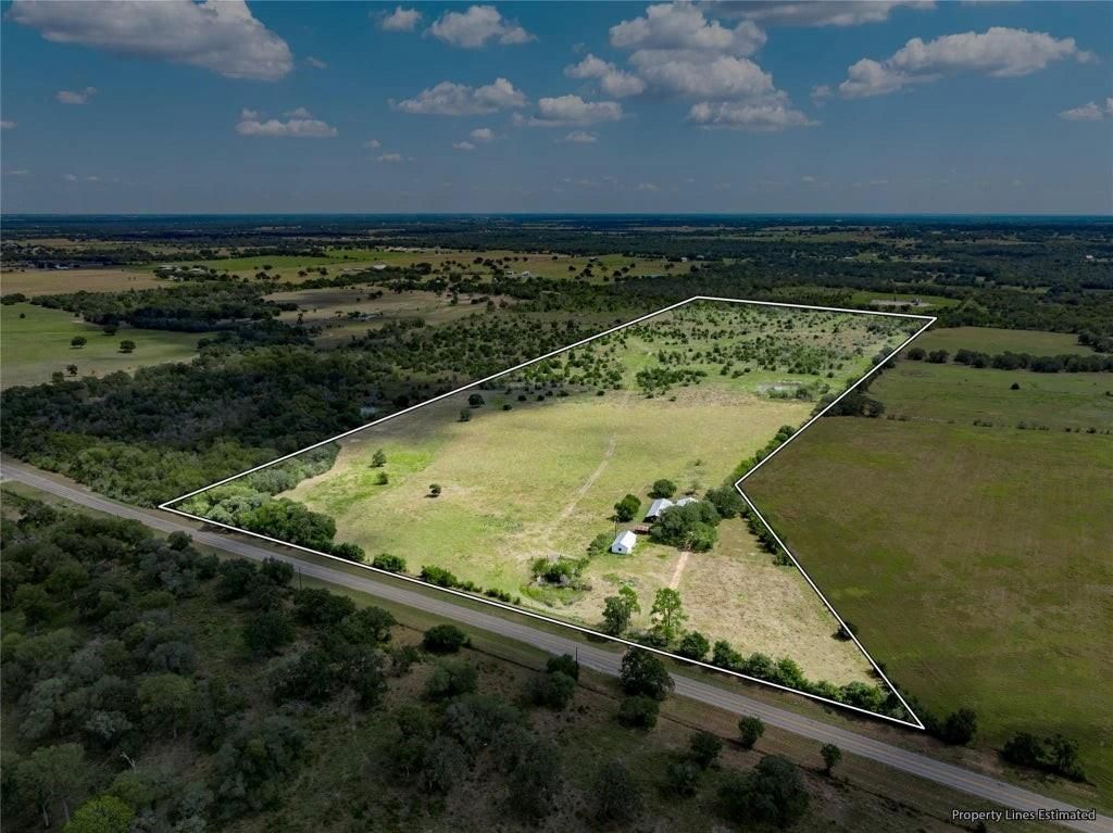 8232 Fm 2145, Ledbetter, TX 78946