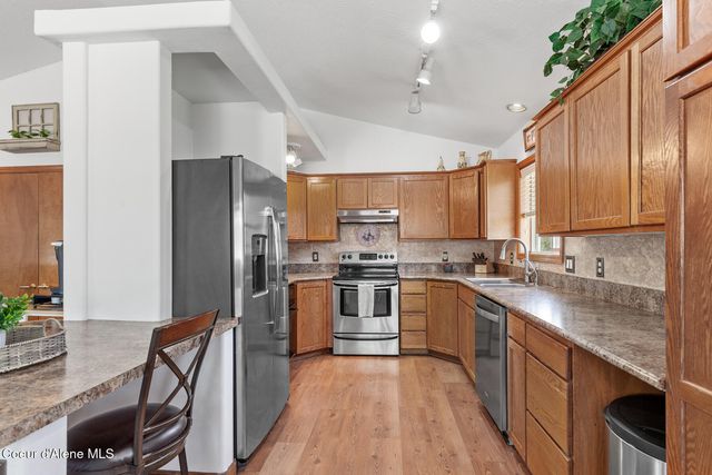 34197 N Hayden DR, Spirit Lake, ID 83869