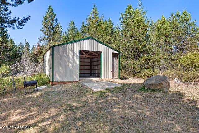 34197 N Hayden DR, Spirit Lake, ID 83869