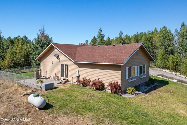34197 N Hayden DR, Spirit Lake, ID 83869