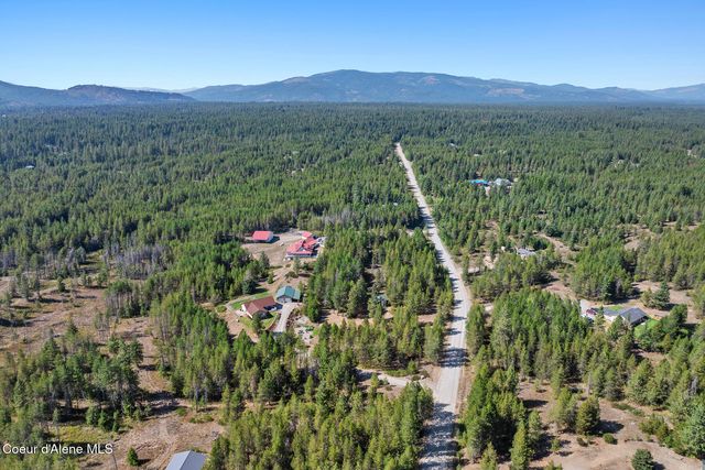 34197 N Hayden DR, Spirit Lake, ID 83869