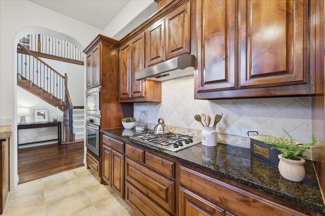 7917 E Aspermont Drive, Plano, TX 75024