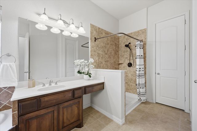 7917 E Aspermont Drive, Plano, TX 75024