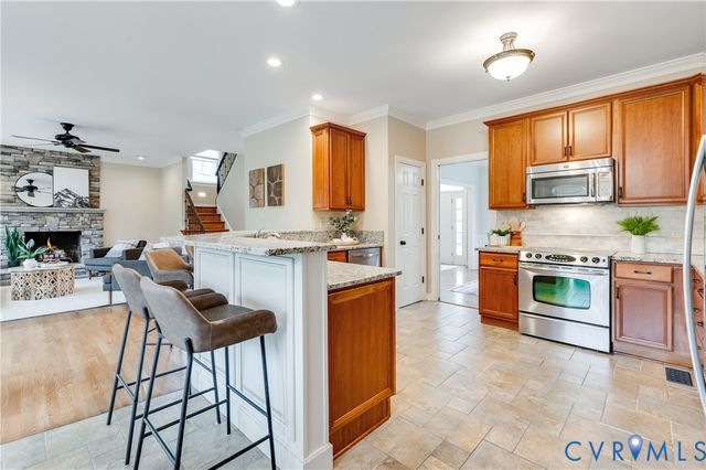 6009 Manor Park Ter, Glen Allen, VA 23059