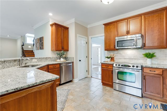 6009 Manor Park Ter, Glen Allen, VA 23059