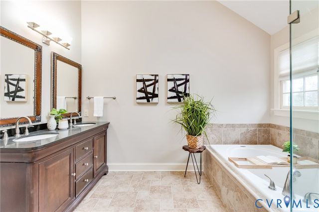 6009 Manor Park Ter, Glen Allen, VA 23059