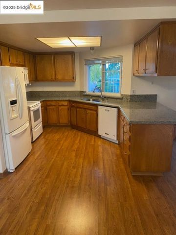 4257 Suzanne Dr, Pittsburg, CA 94565