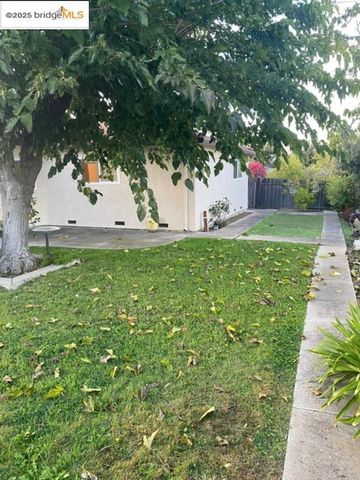 4257 Suzanne Dr, Pittsburg, CA 94565