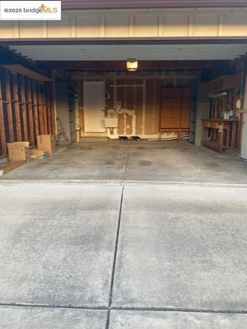 4257 Suzanne Dr, Pittsburg, CA 94565