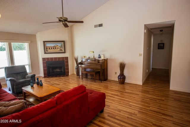 3644 W Laredo Street, Chandler, AZ 85226