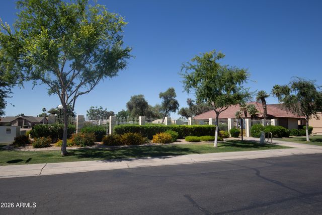3644 W Laredo Street, Chandler, AZ 85226