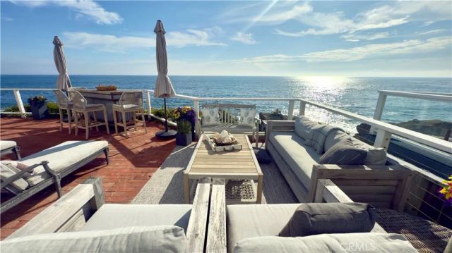 7 Camel Point Drive, Laguna Beach, CA 92651